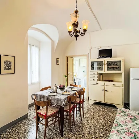 Apartment Casa Petrella - Dol137 By Interhome